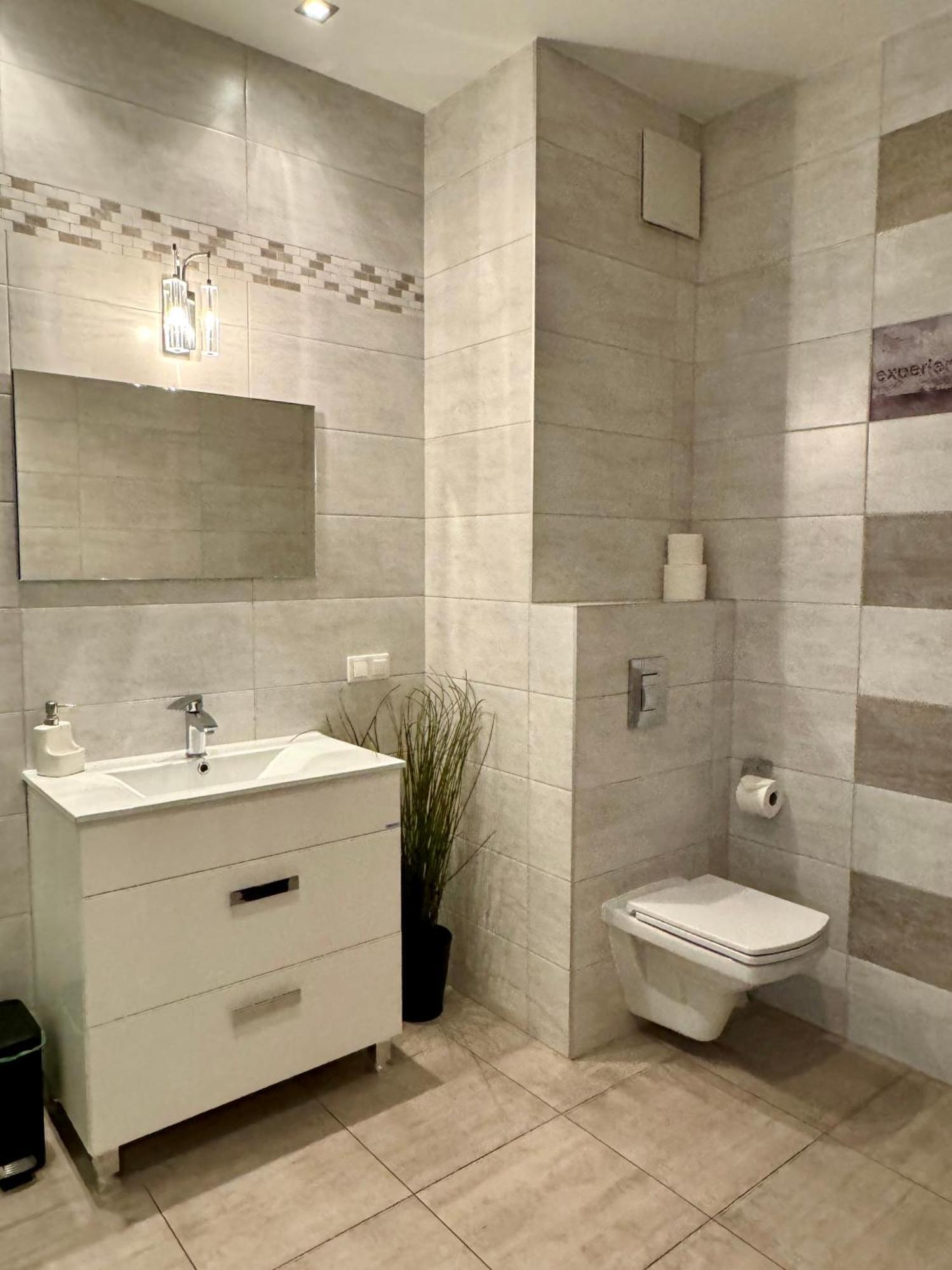 Two Rooms Apartment Triton Park Warsawa Bagian luar foto