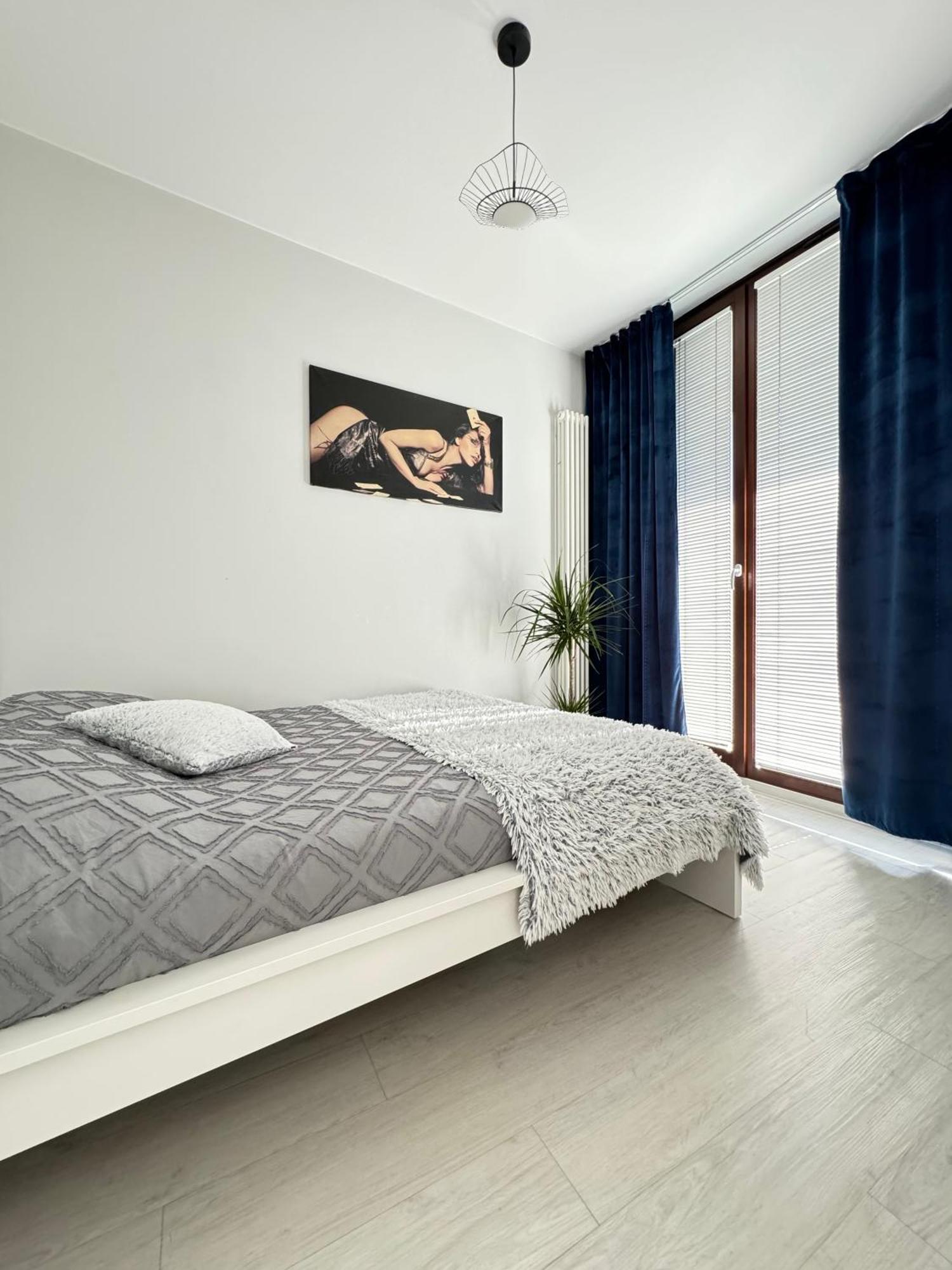 Two Rooms Apartment Triton Park Warsawa Bagian luar foto